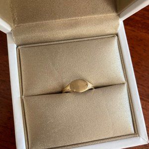 Mejuri 14k Yellow Gold Signet Ring